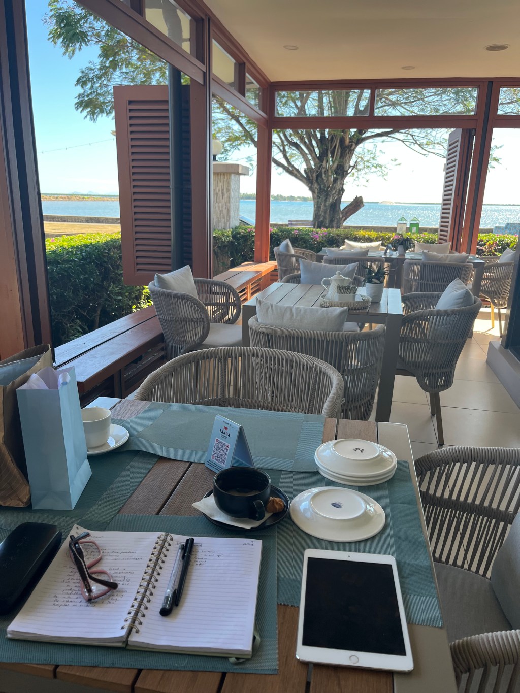 Key Informant Interviews in Fiji: What We Learned About leadership, Innovation, and&nbsp;Grief